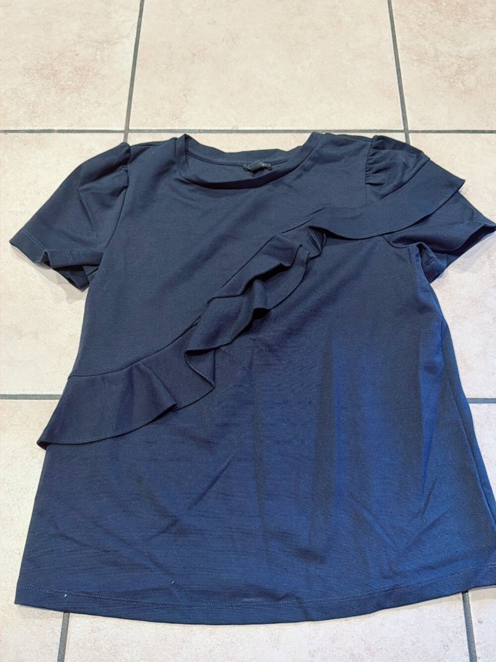 Ann Taylor Women's Small Black Diagonal Ruffle Short Sleeve Top Blouse